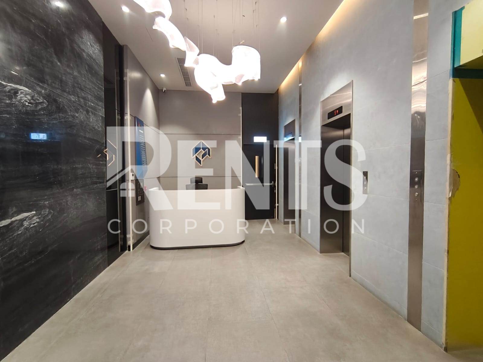 Villa on Hollywood Boulevard