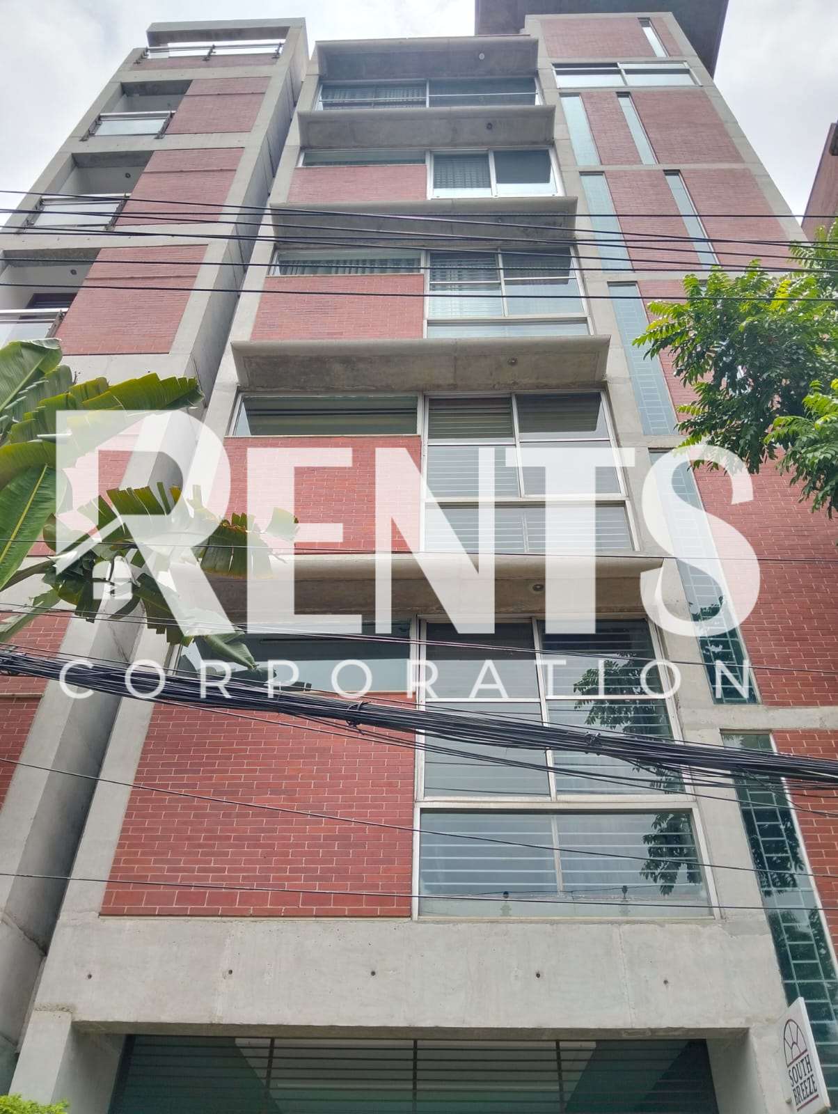 Villa on Hollywood Boulevard