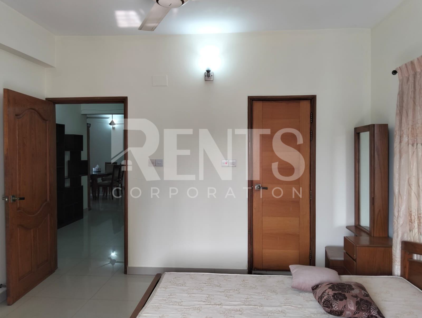 Villa on Hollywood Boulevard