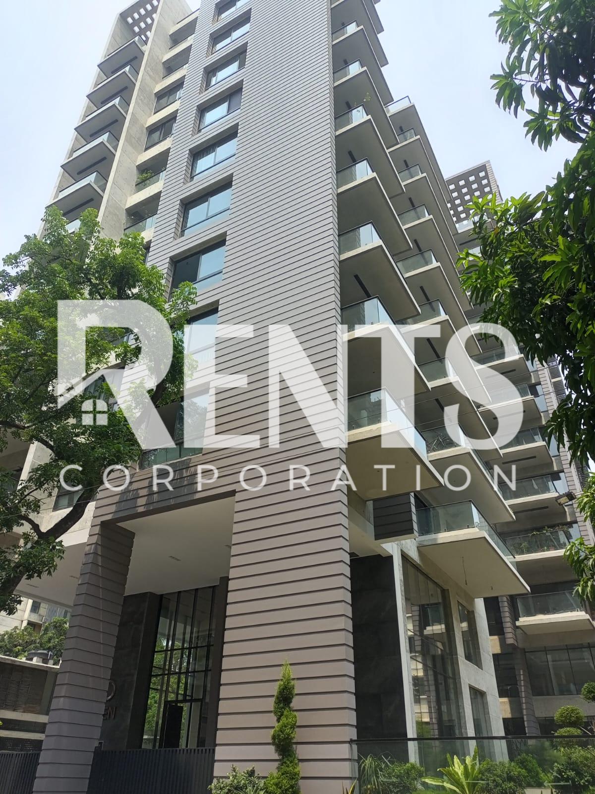 Villa on Hollywood Boulevard