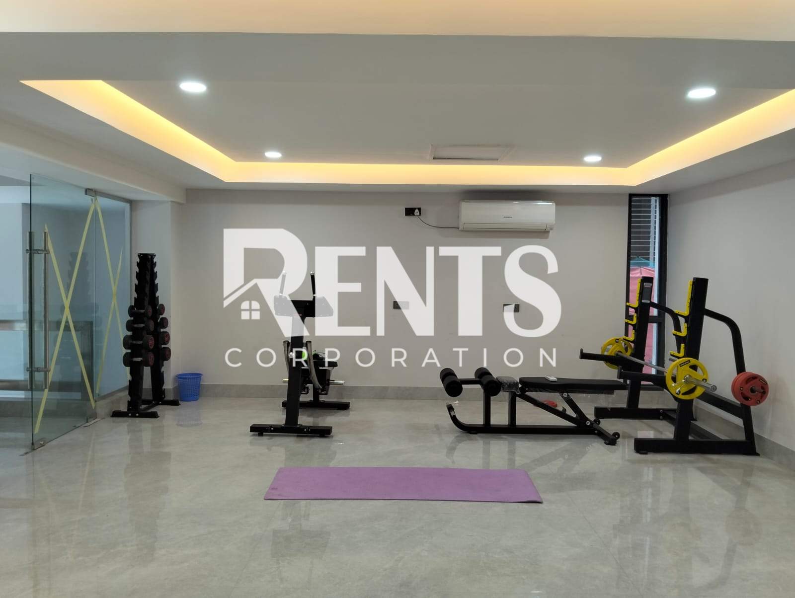 Villa on Hollywood Boulevard