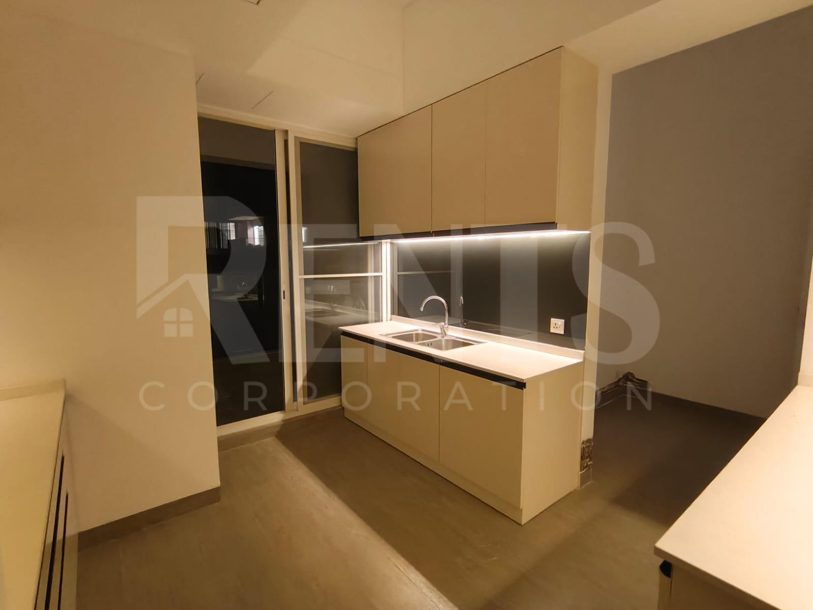 Villa on Hollywood Boulevard