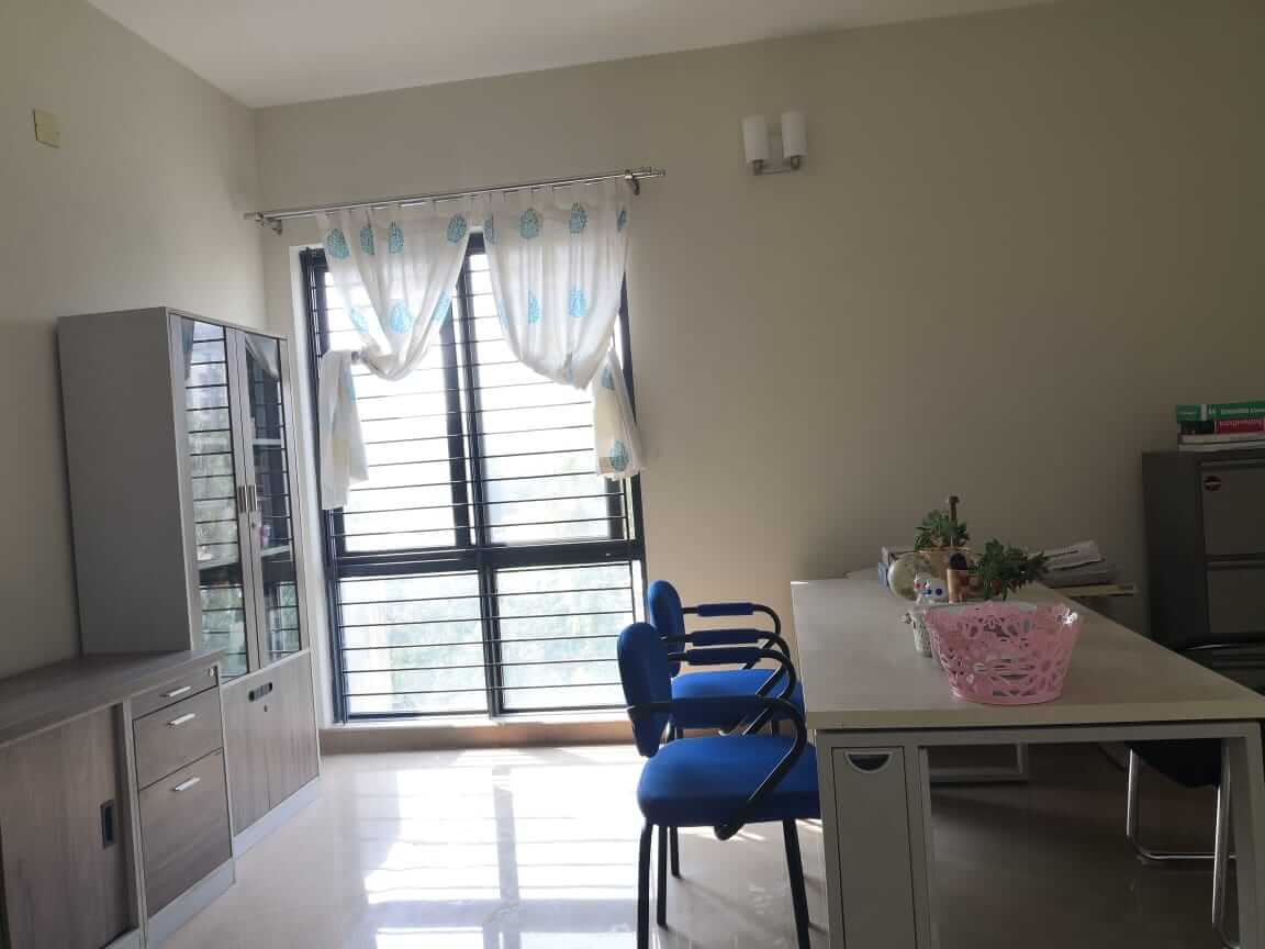 Villa on Hollywood Boulevard