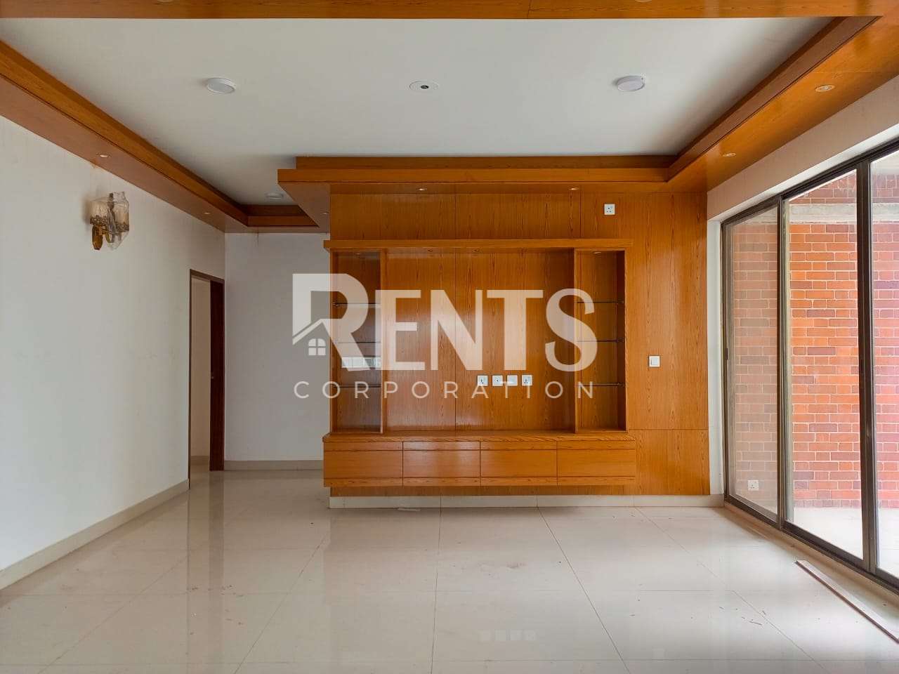 Villa on Hollywood Boulevard