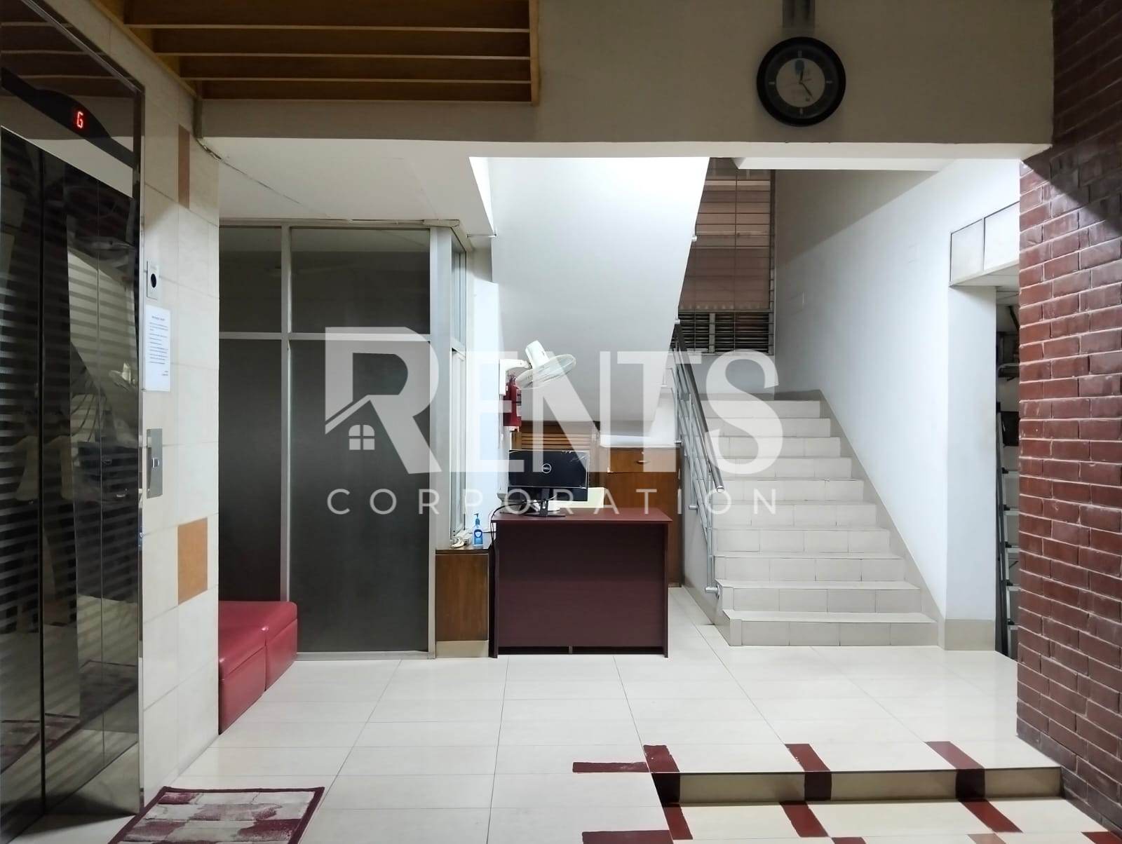 Villa on Hollywood Boulevard