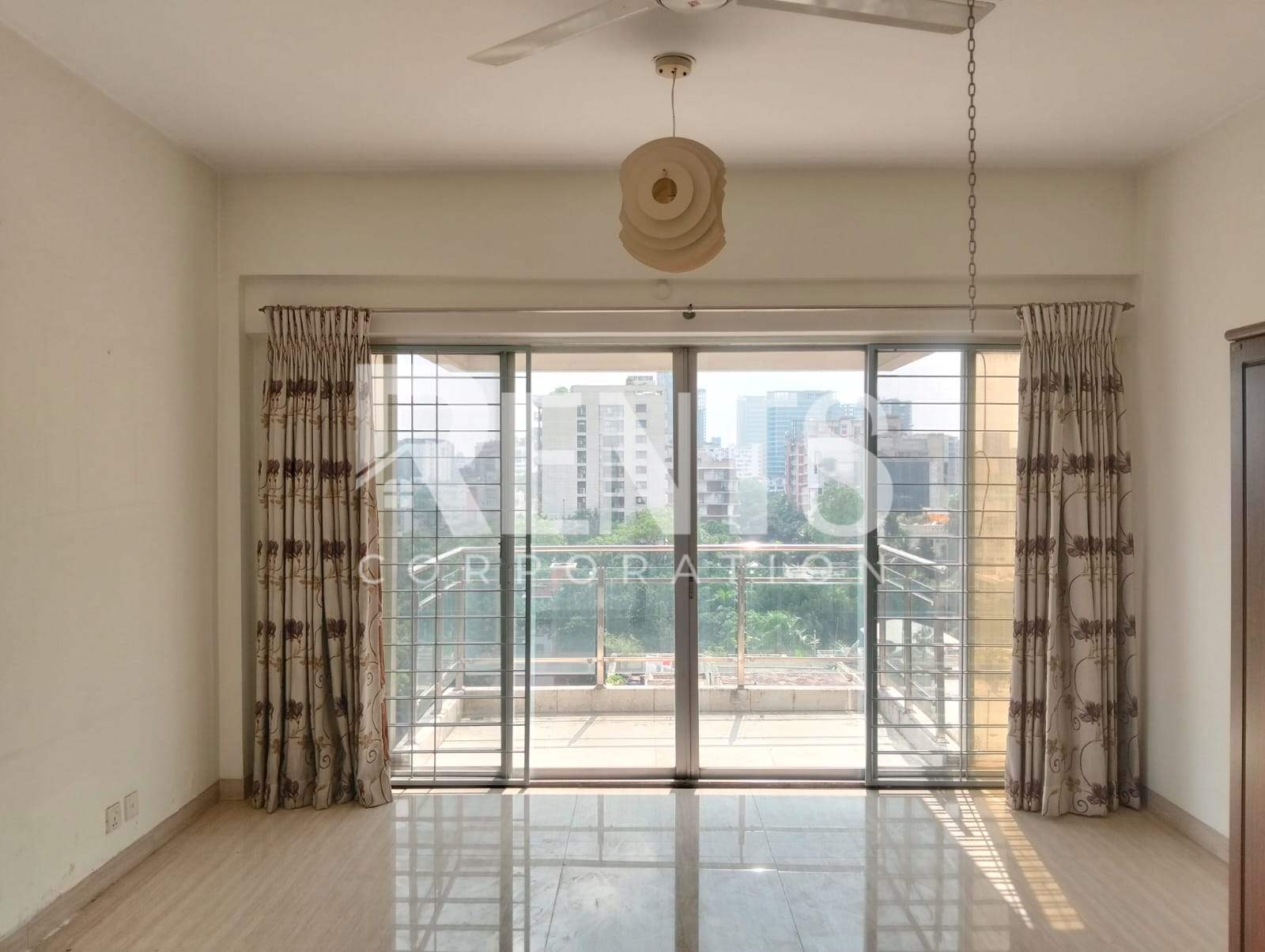 Villa on Hollywood Boulevard