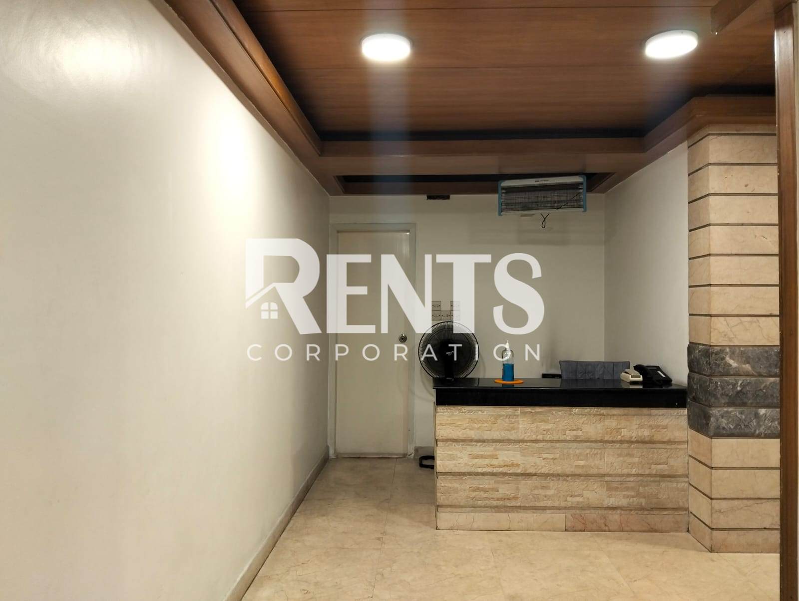 Villa on Hollywood Boulevard