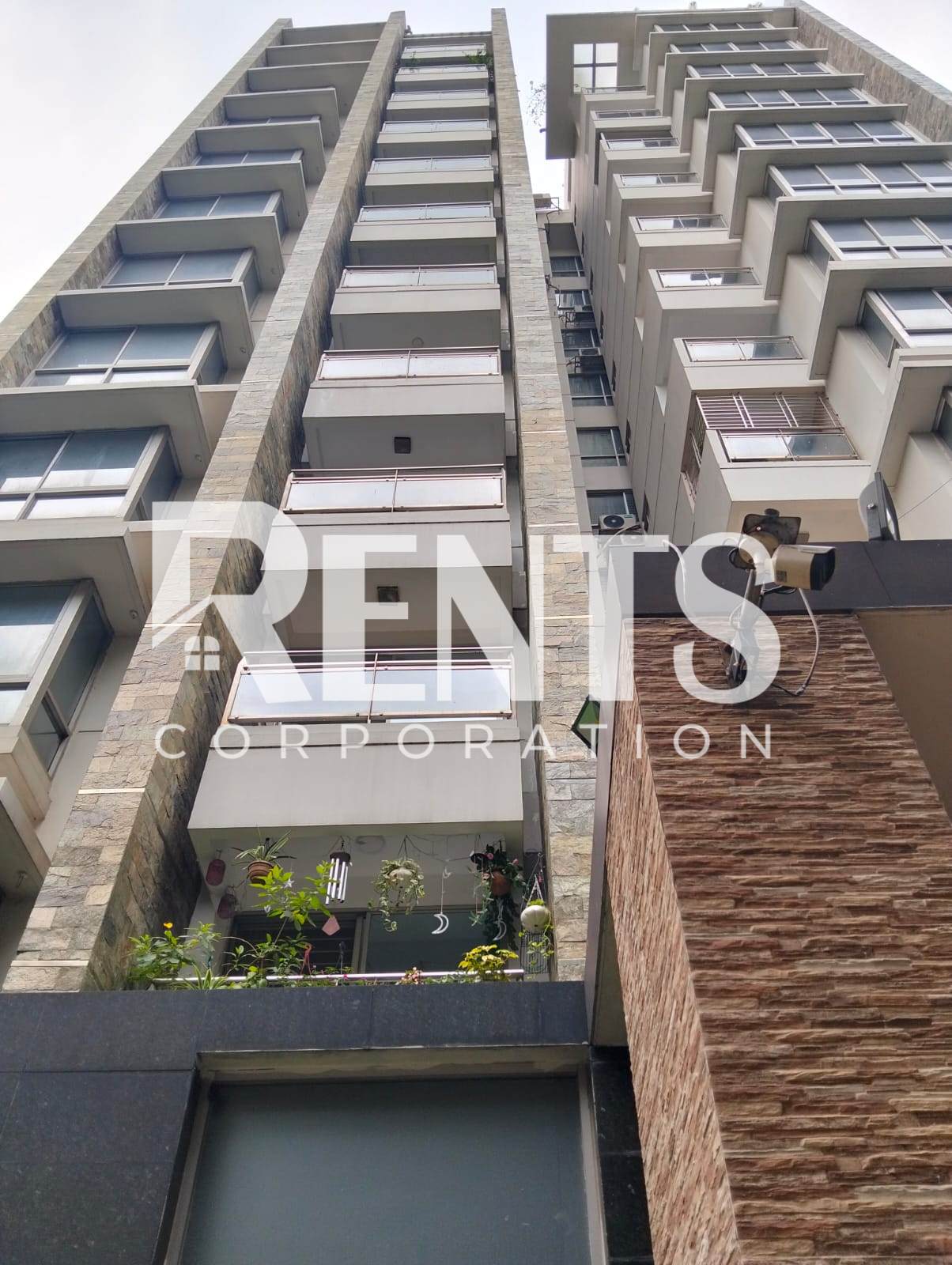 Villa on Hollywood Boulevard