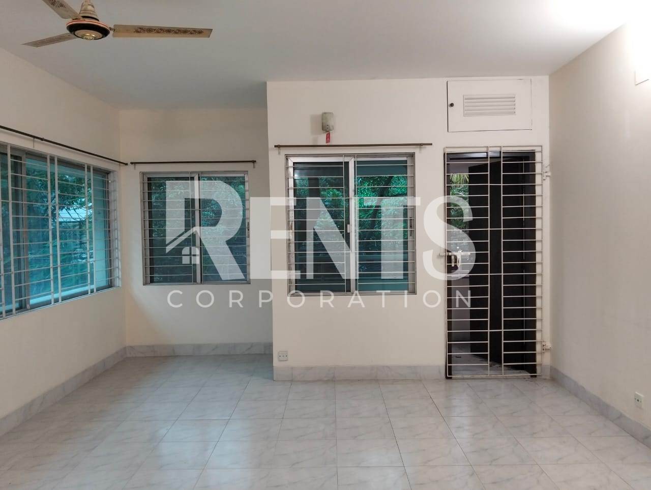 Villa on Hollywood Boulevard