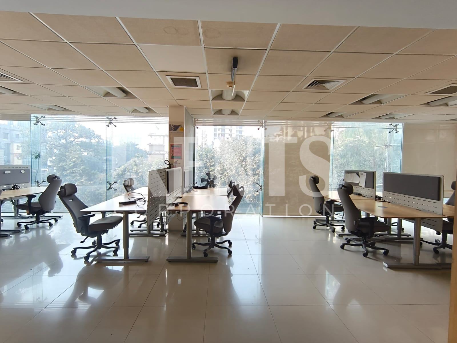 Villa on Hollywood Boulevard