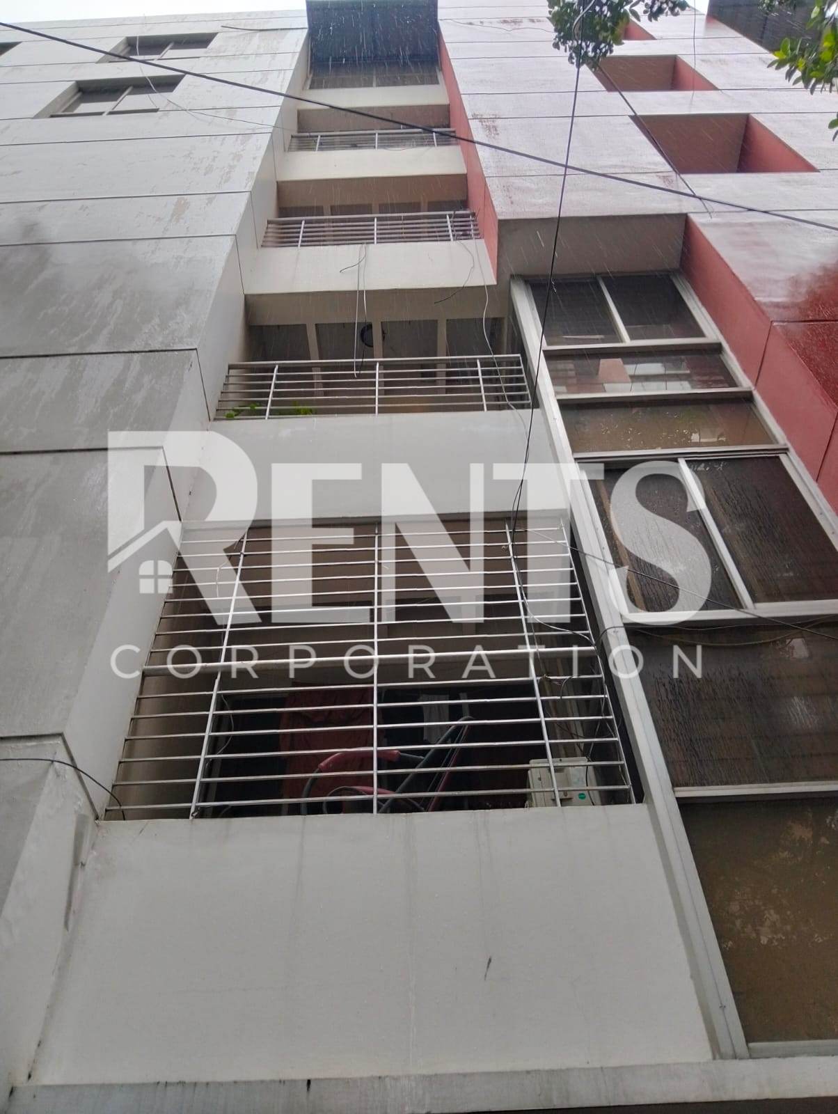 Villa on Hollywood Boulevard