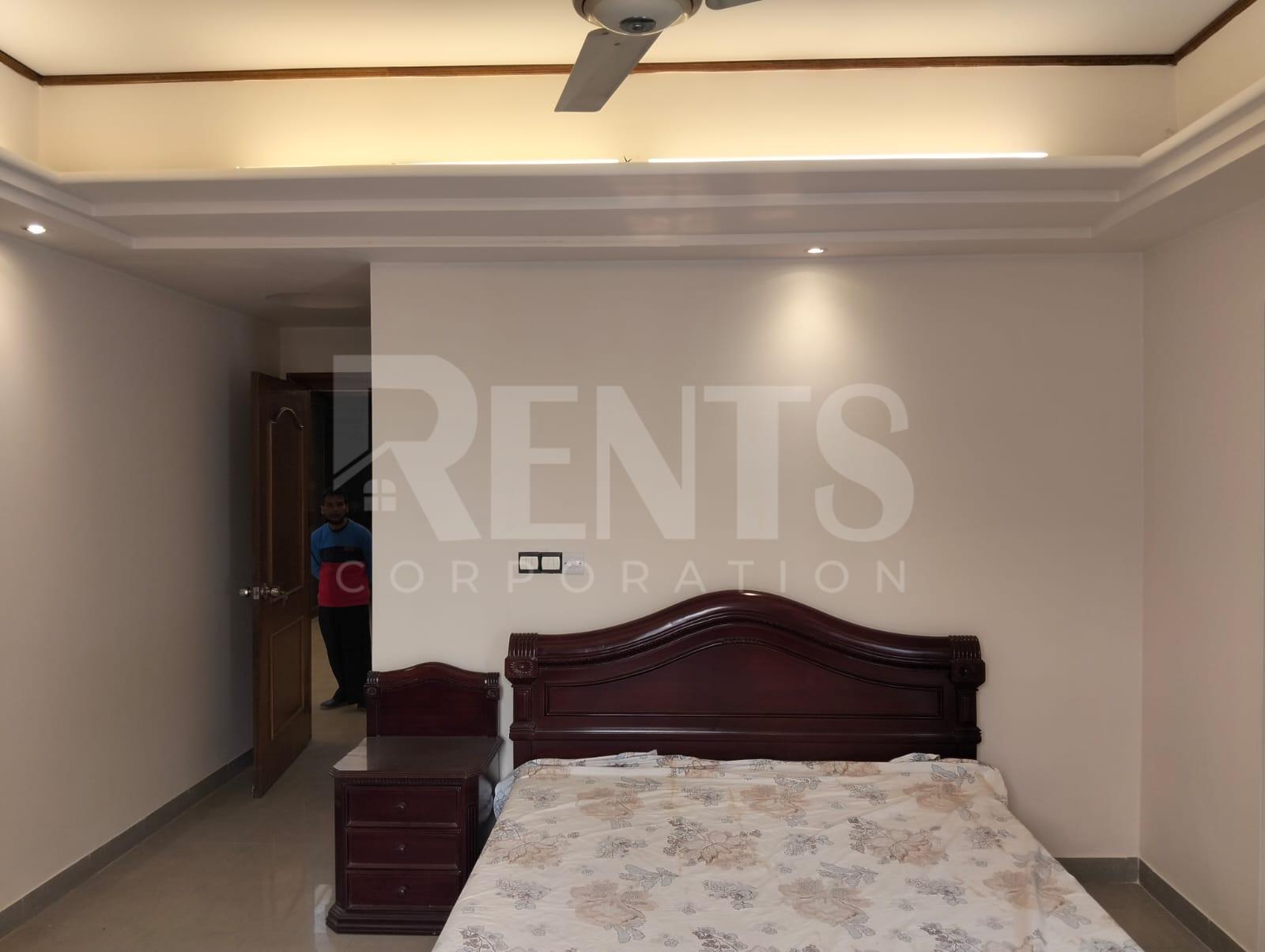 Villa on Hollywood Boulevard