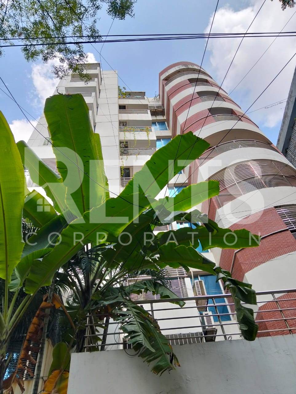 Villa on Hollywood Boulevard