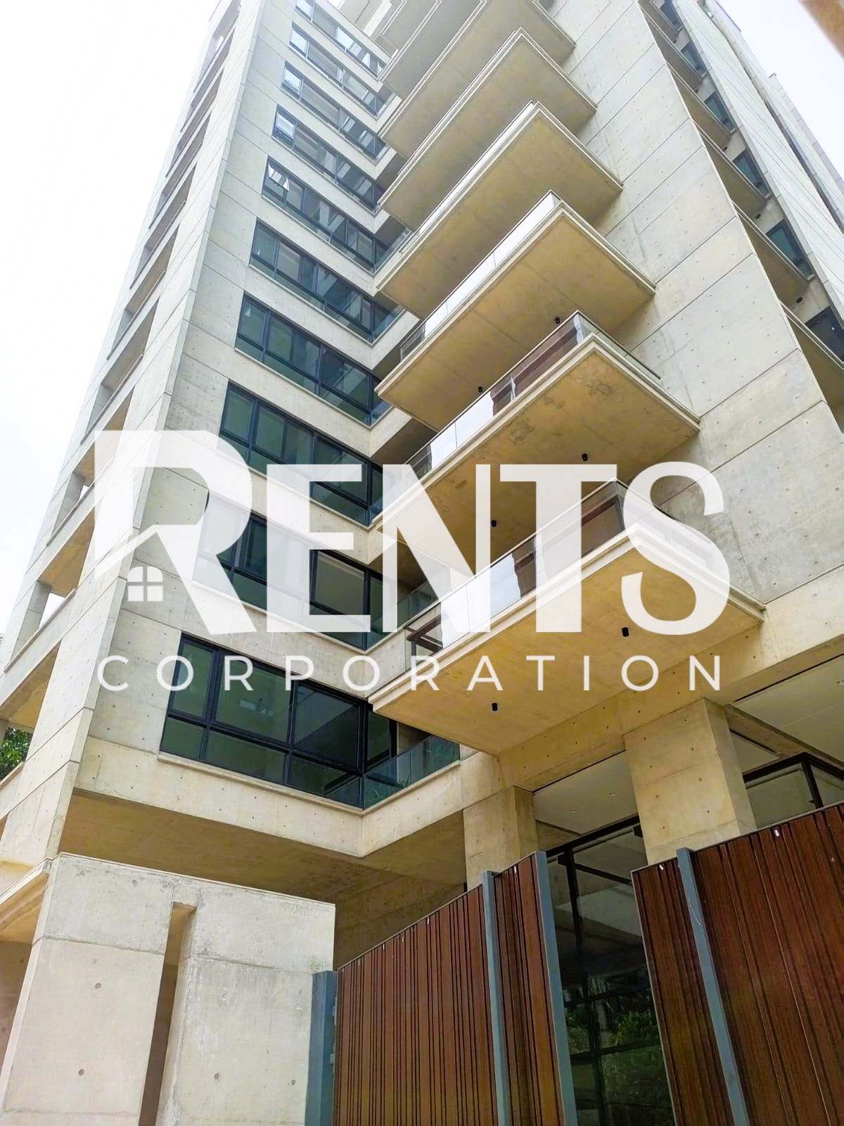 Villa on Hollywood Boulevard