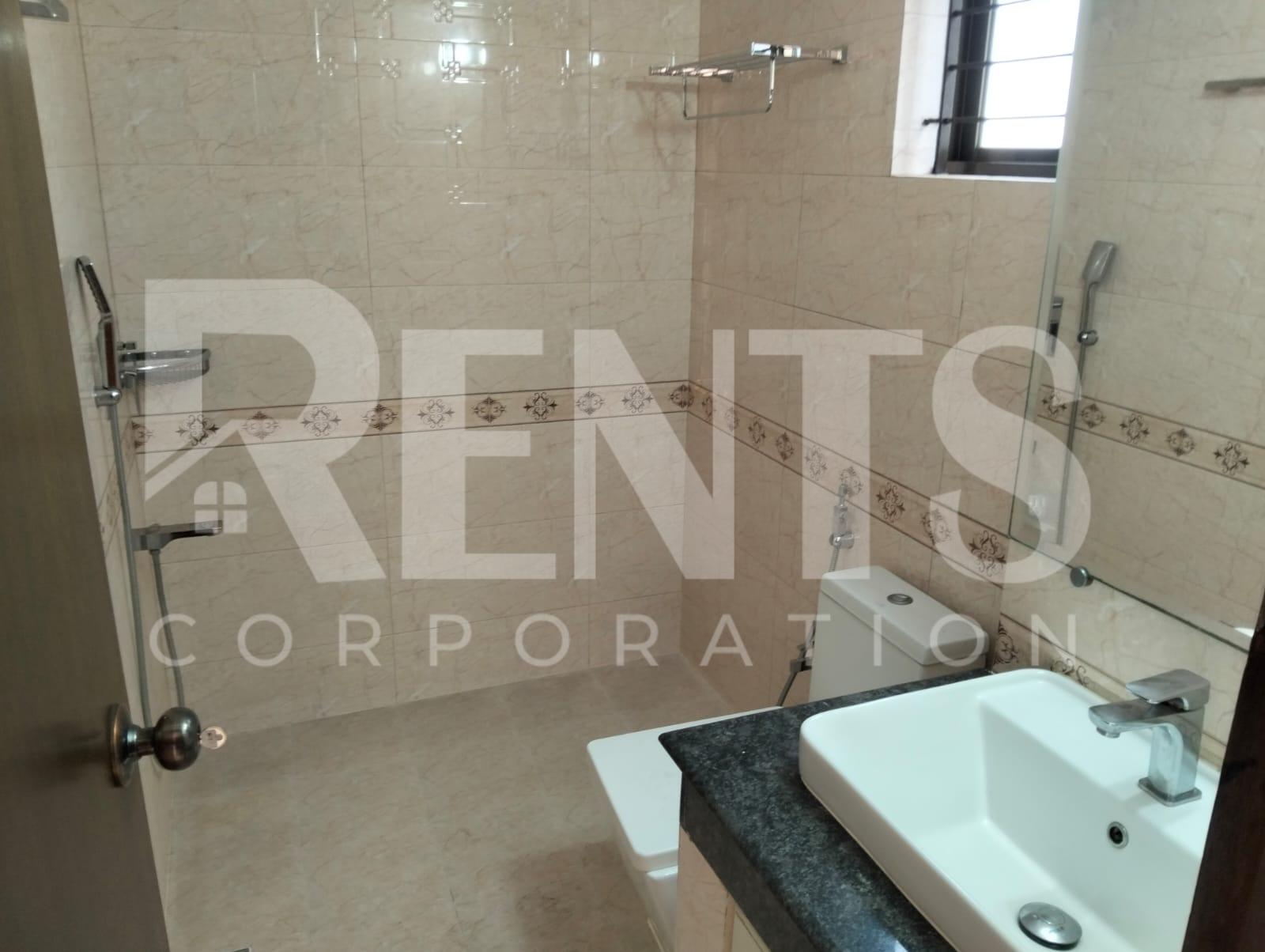 Villa on Hollywood Boulevard