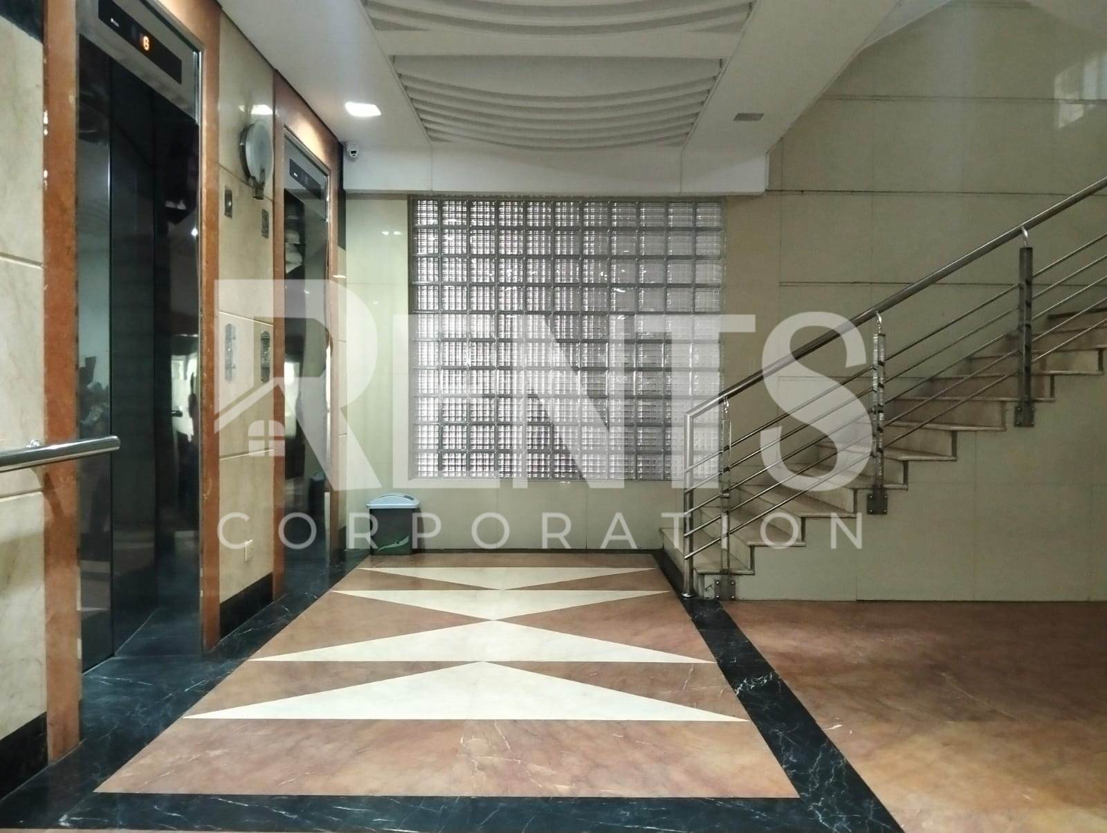 Villa on Hollywood Boulevard