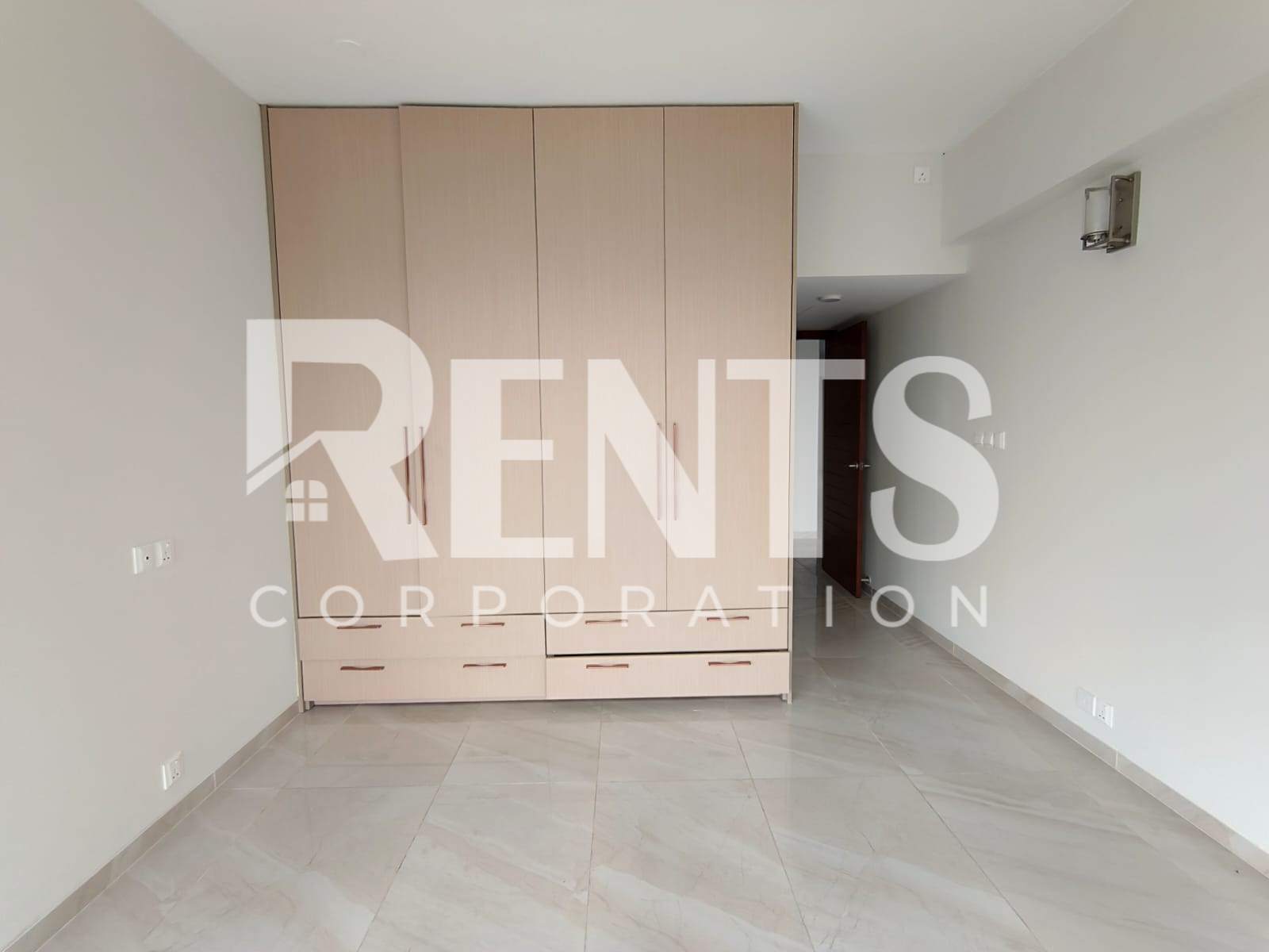 Villa on Hollywood Boulevard