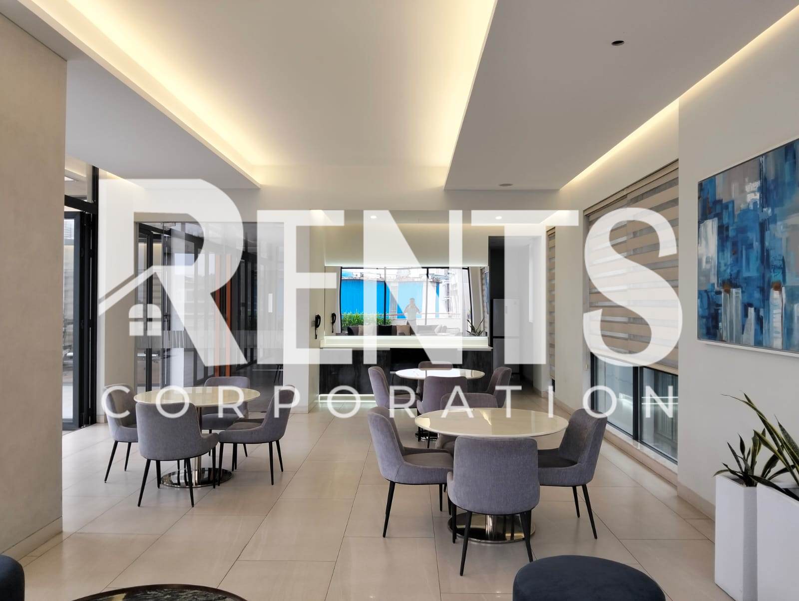 Villa on Hollywood Boulevard