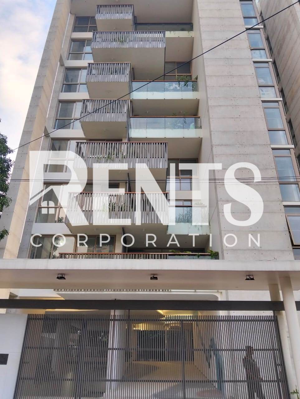 Villa on Hollywood Boulevard