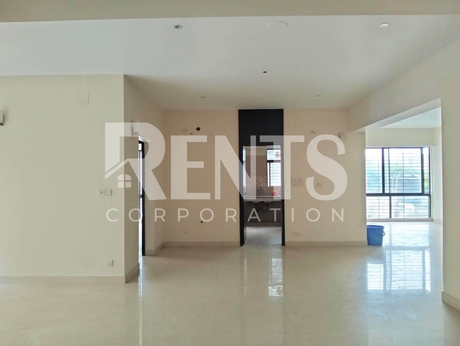 Villa on Hollywood Boulevard