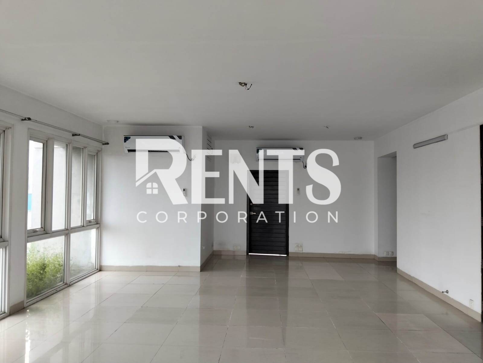 Villa on Hollywood Boulevard