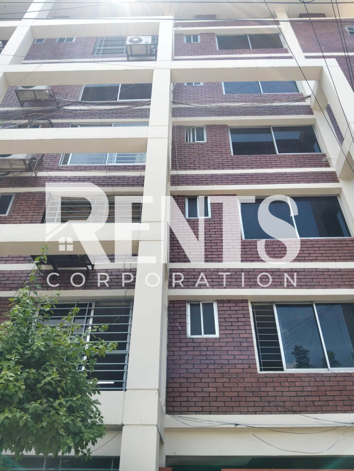 Villa on Hollywood Boulevard