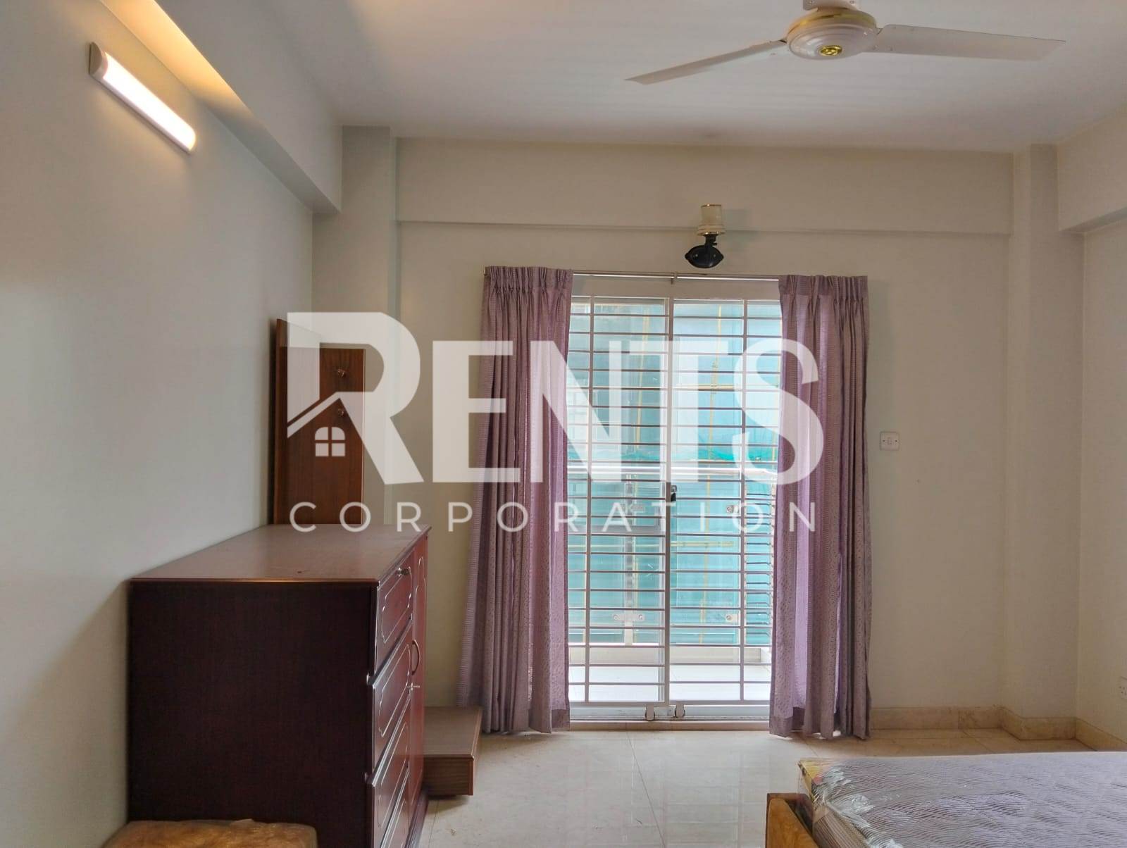 Villa on Hollywood Boulevard