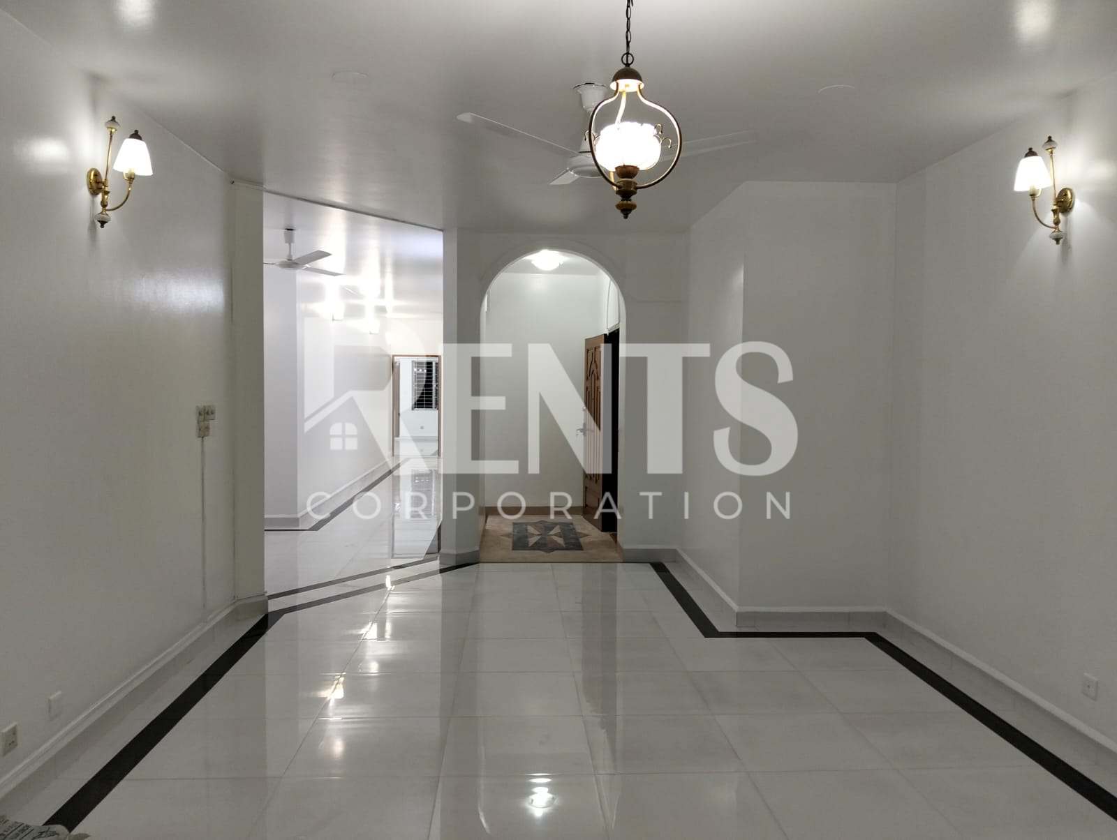 Villa on Hollywood Boulevard