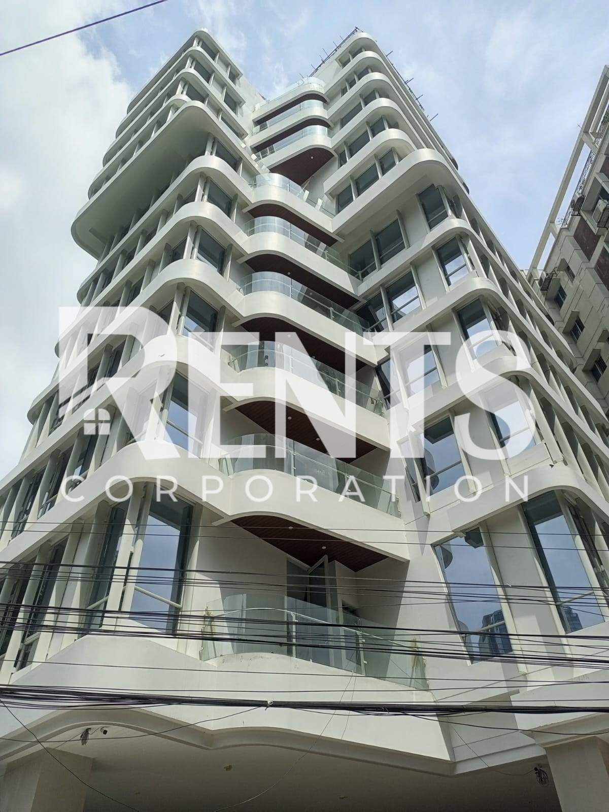 Villa on Hollywood Boulevard