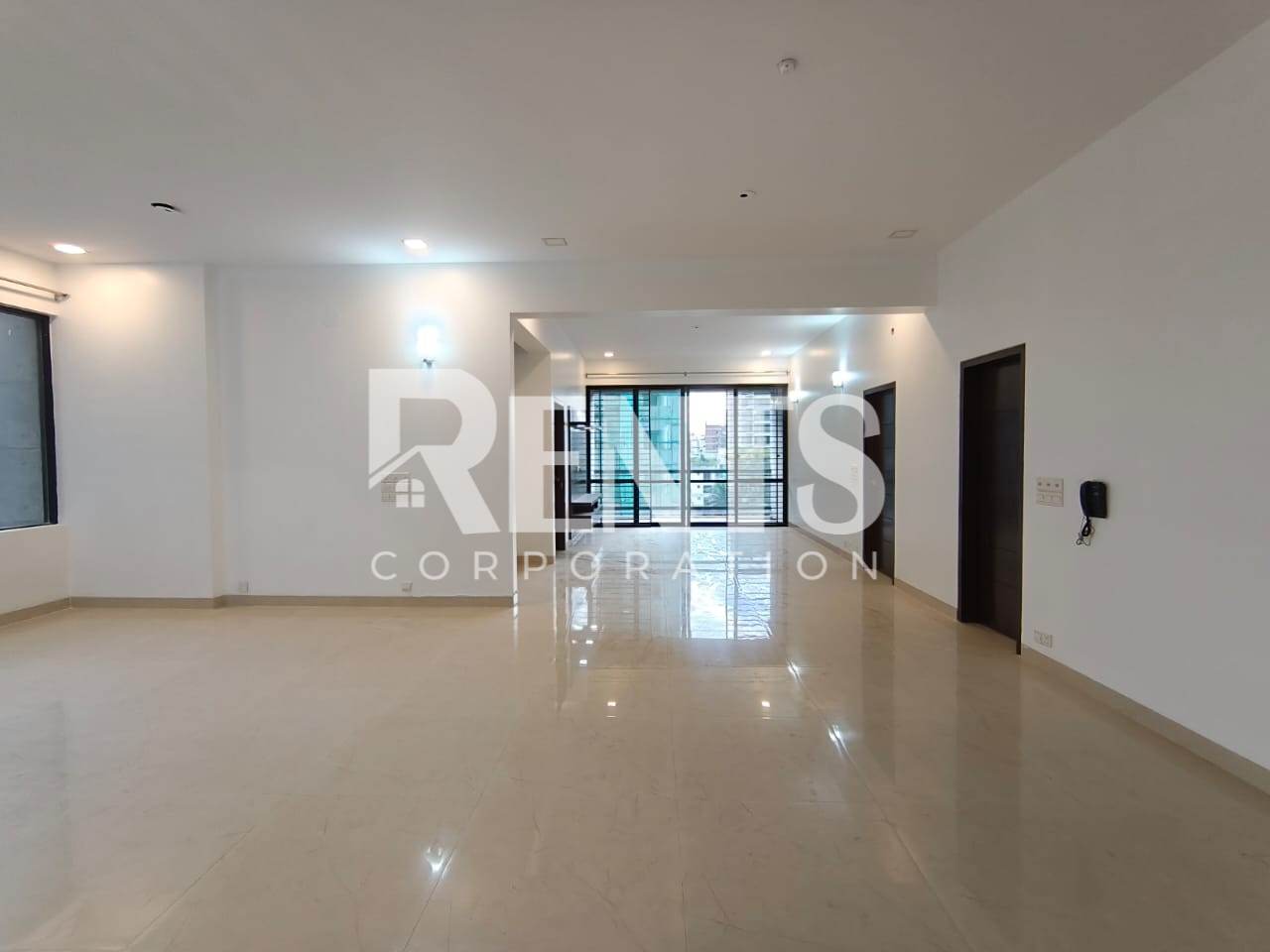 Villa on Hollywood Boulevard