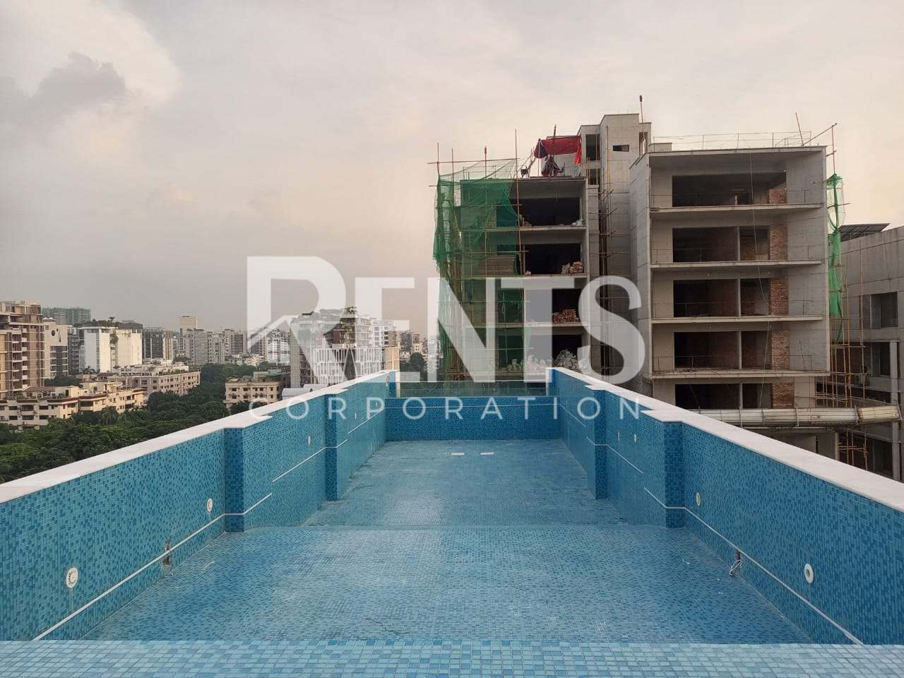 Villa on Hollywood Boulevard