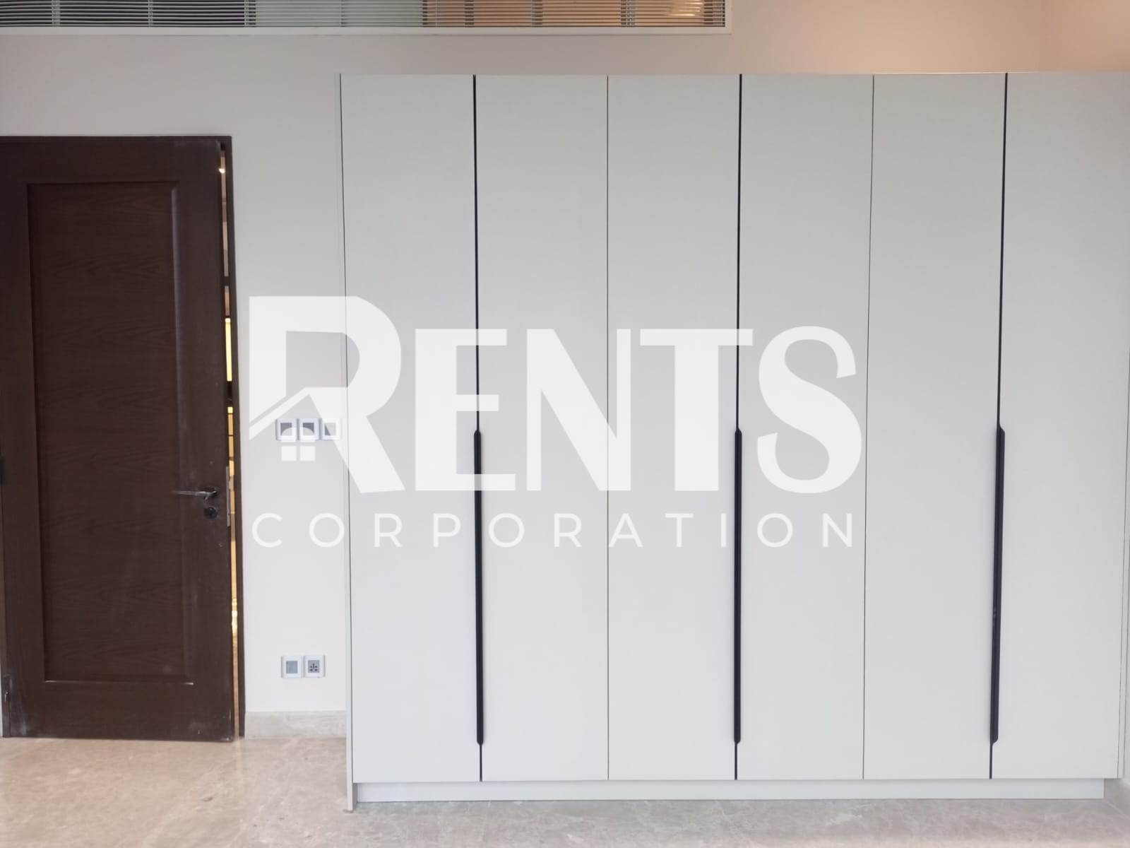 Villa on Hollywood Boulevard