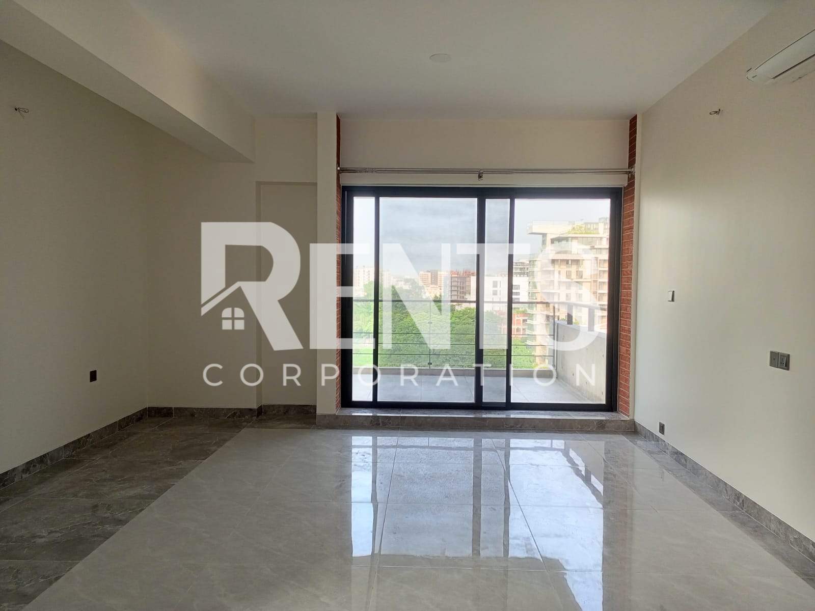 Villa on Hollywood Boulevard