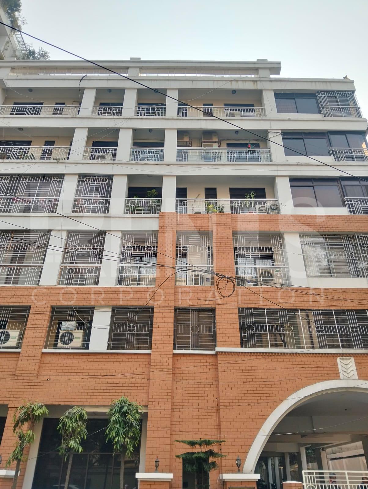 Villa on Hollywood Boulevard