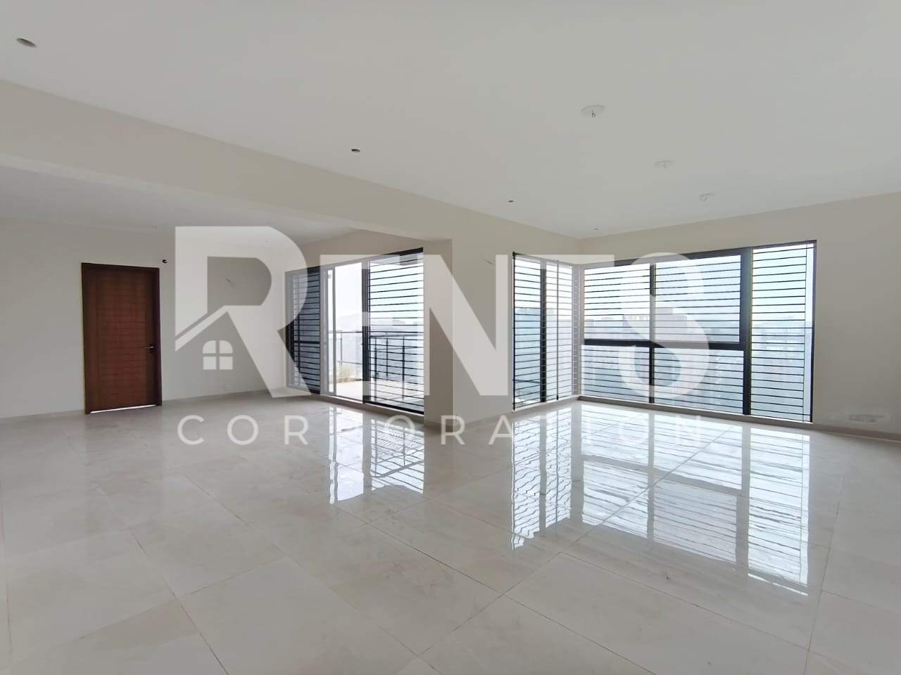 Villa on Hollywood Boulevard