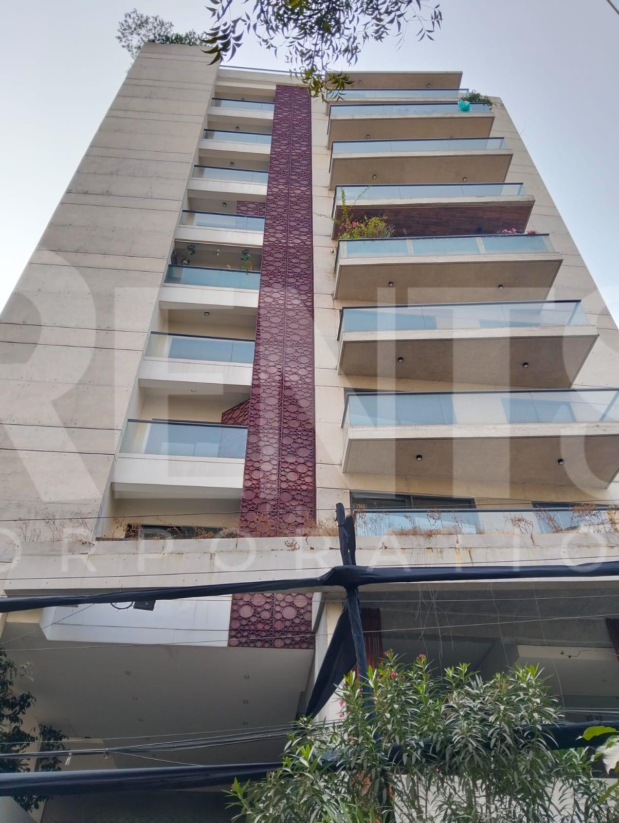 Villa on Hollywood Boulevard