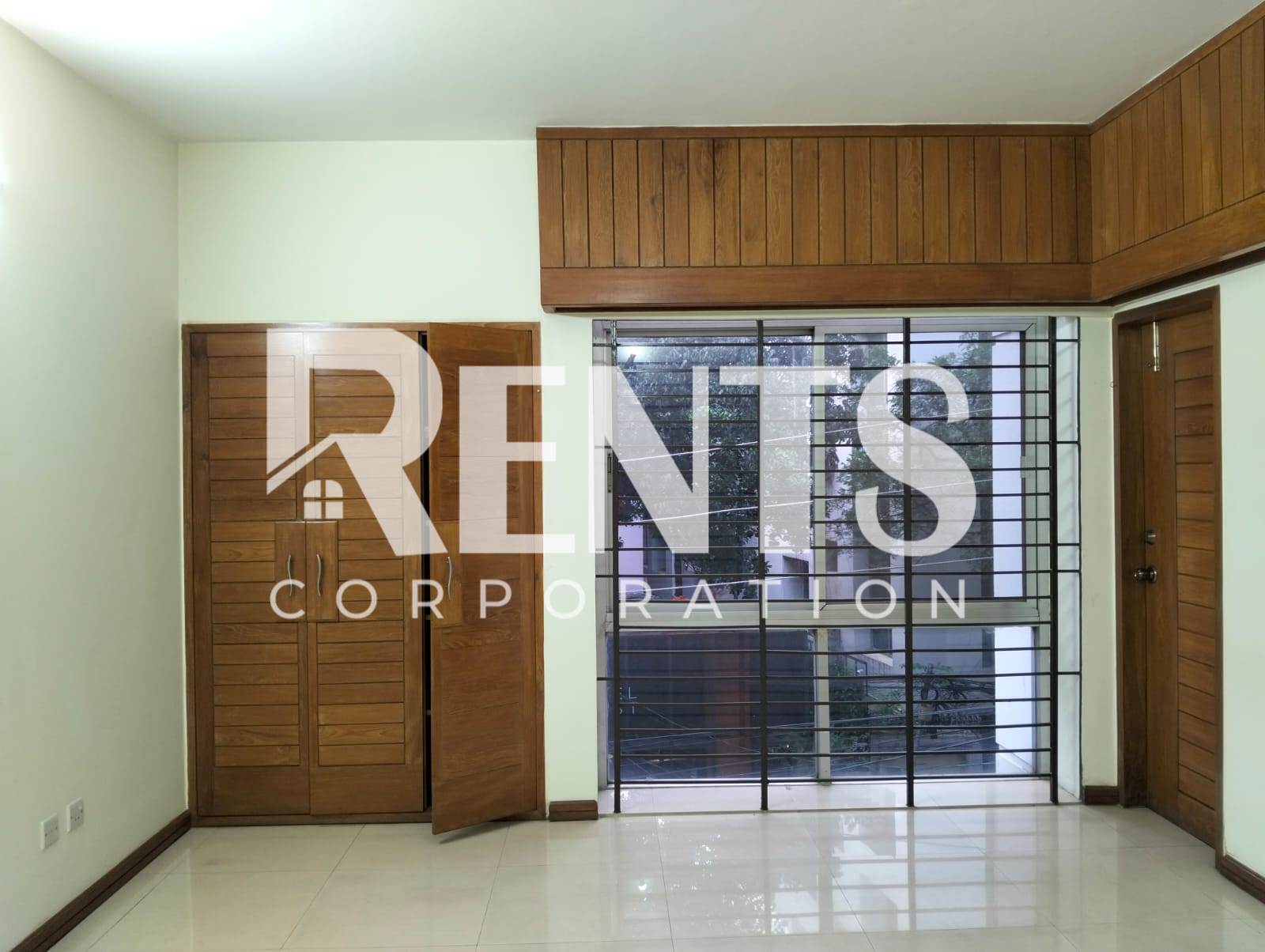 Villa on Hollywood Boulevard