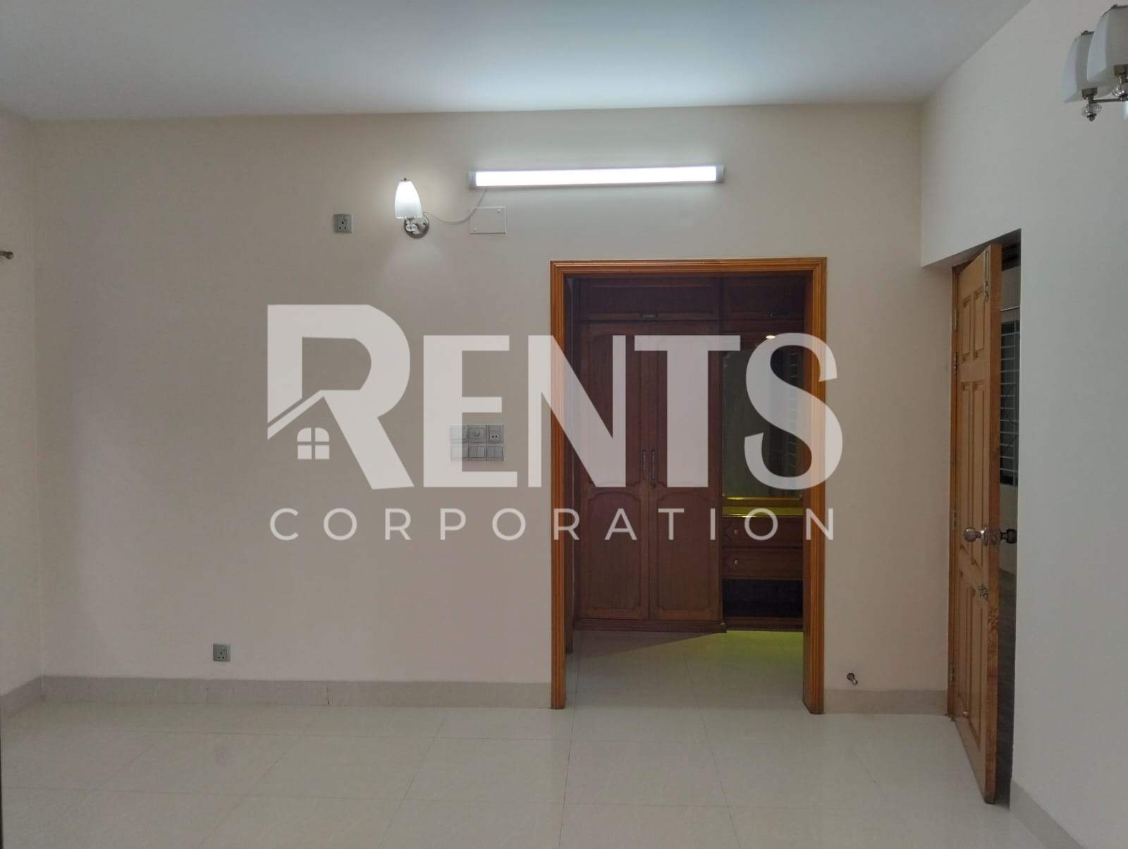 Villa on Hollywood Boulevard